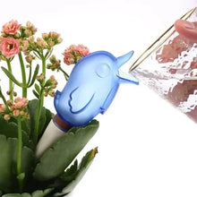 Load image into Gallery viewer, Self Spike Planter Drip Watering Bird š¦