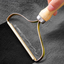 Load image into Gallery viewer, Portable Lint Remover Clothes Fuzz
